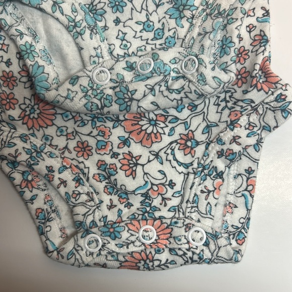 Floral Baby Onesies Set - Pink and Blue - Picture 2 of 4